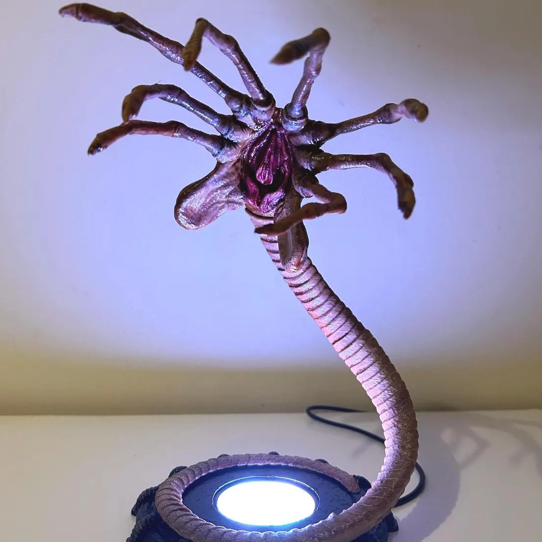 Alien Facehugger Lamp Nightlig - Lighting Decor Home ulasan dan harga
